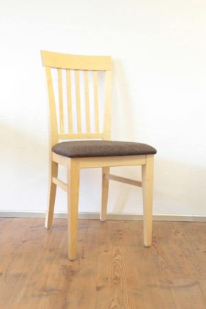 Klassischer Stuhl vom Tischler