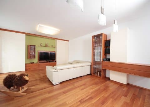 Wohnzimmermöbel auf Maß vom Tischler in Graz